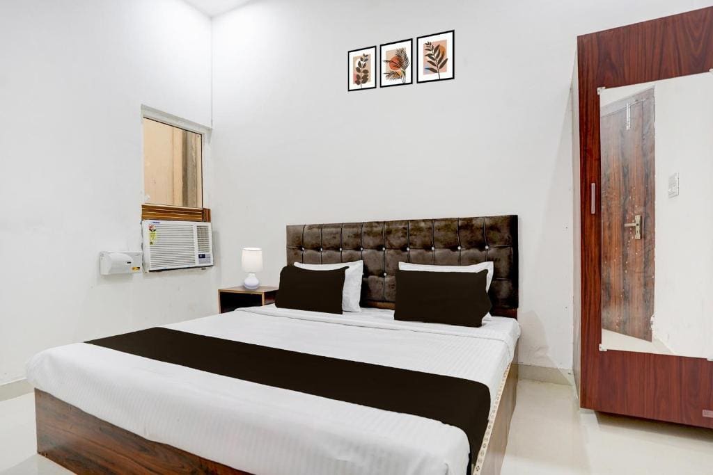 Classic Triple Room room - Image 1