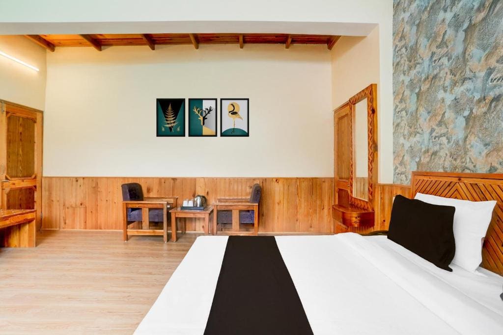Classic Triple Room room - Image 3