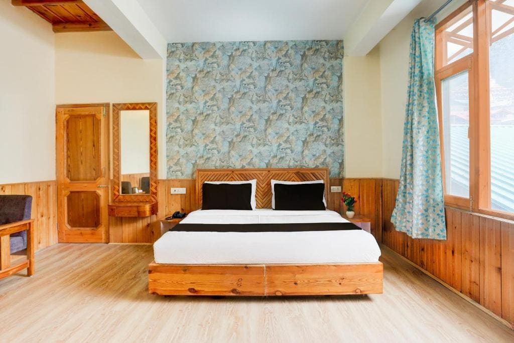 Deluxe Triple Room room - Image 3