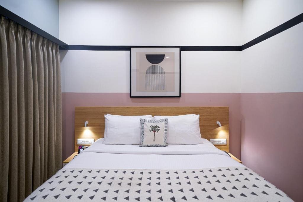 Standard Double Room room - Image 2