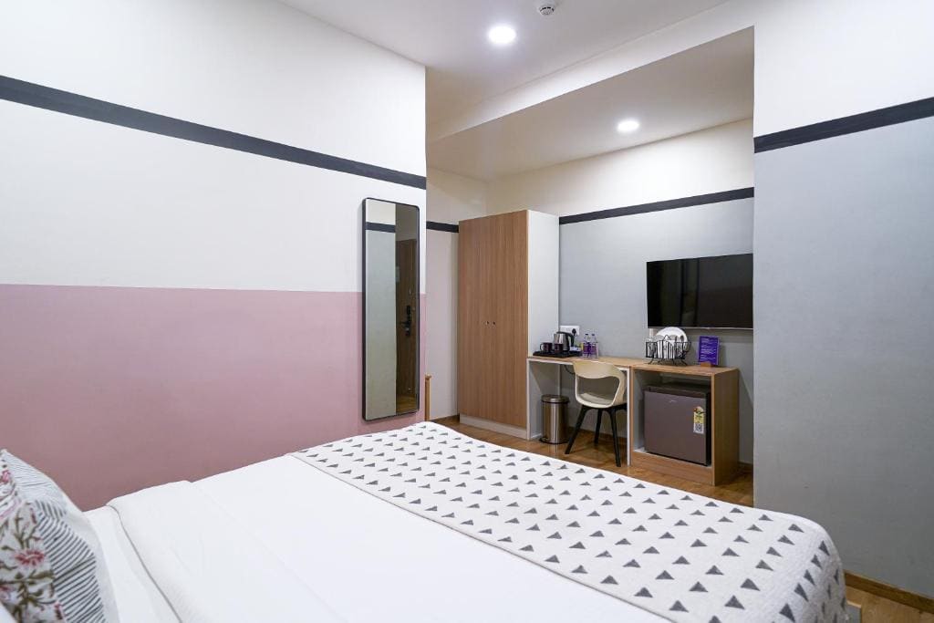 Standard Double Room room - Image 3