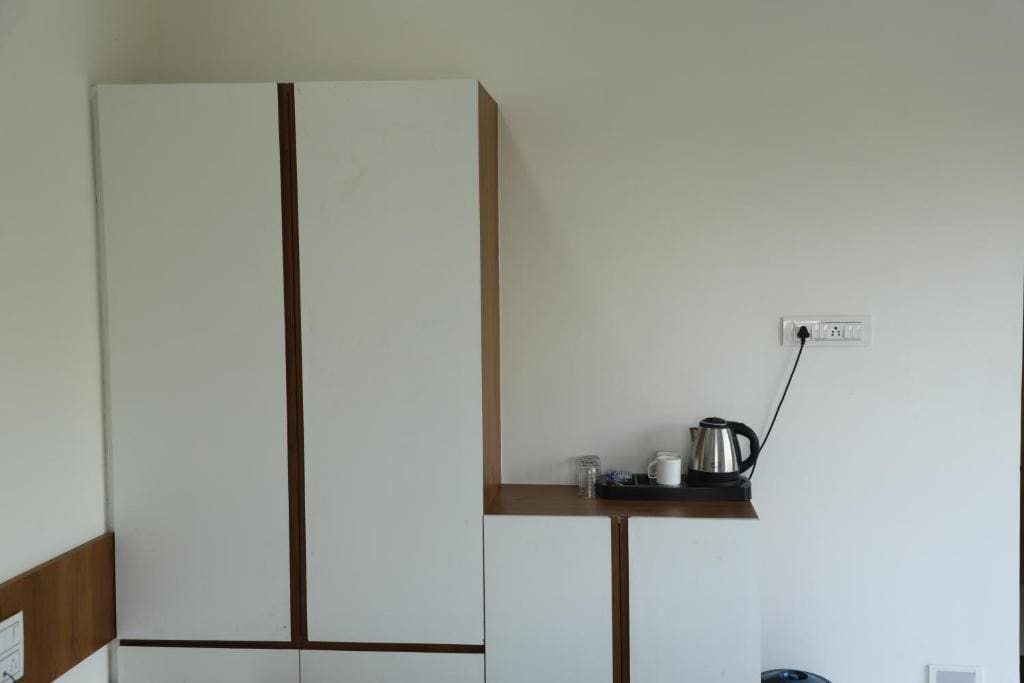 Studio with Balcony room - Image 2