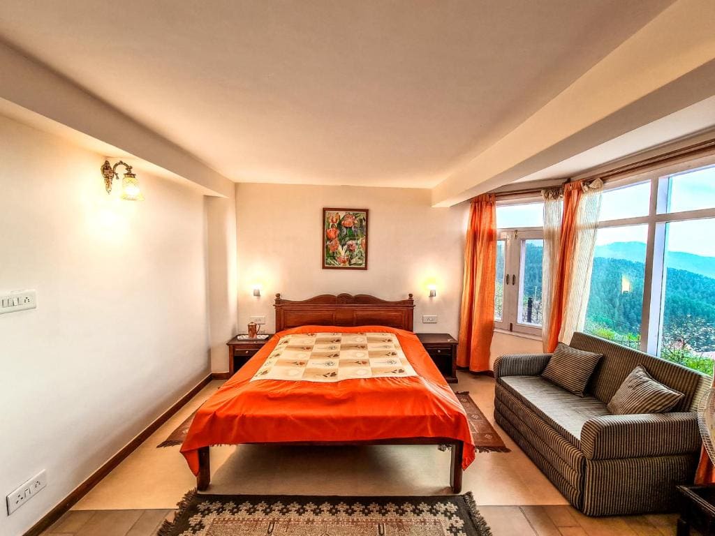 Double Room with Mountain View room - Image 1
