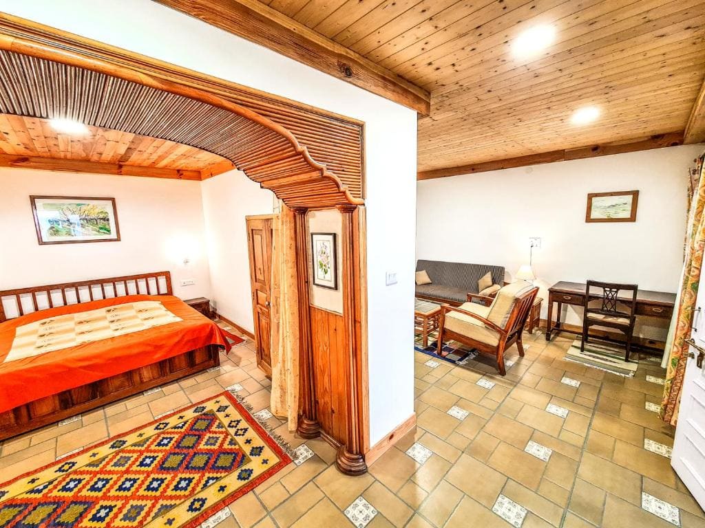 Suite with Mountain View room - Image 1