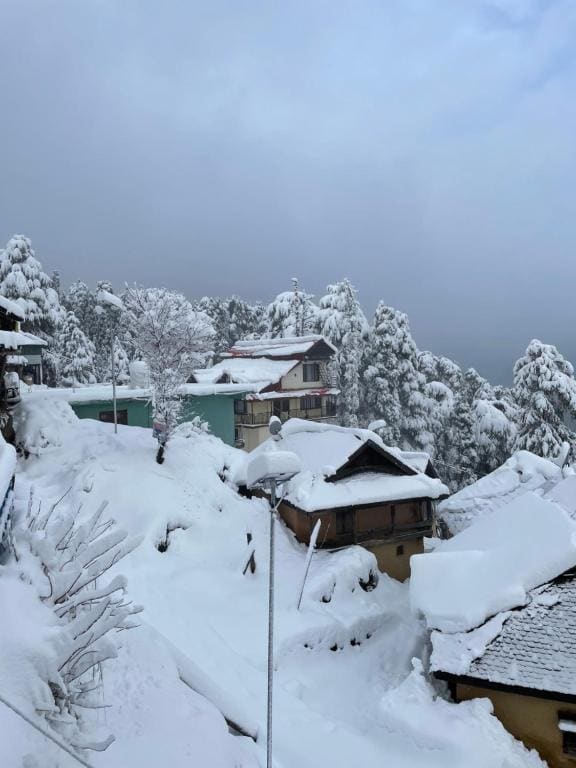 Double Room with Mountain View room - Image 2