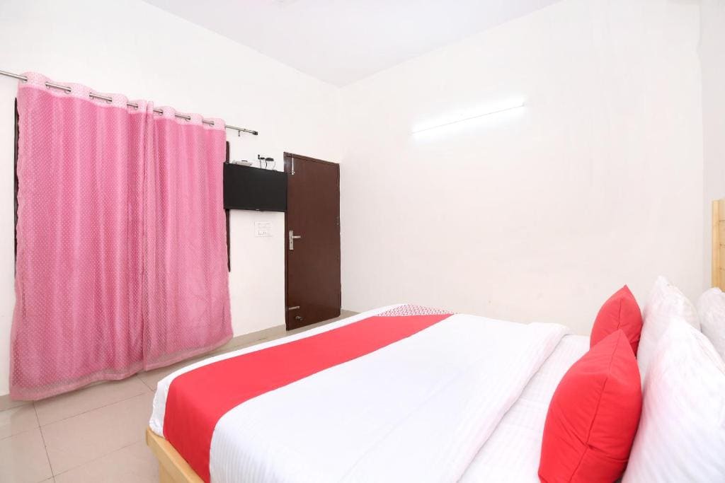 Standard Double Room room - Image 2
