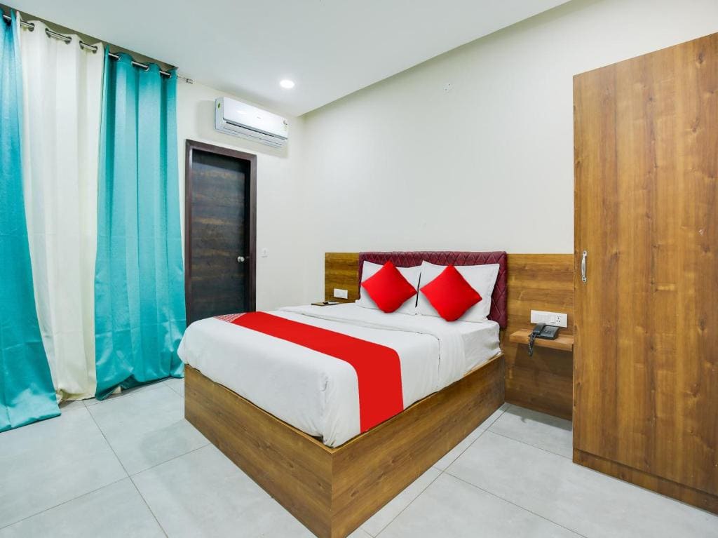 Classic Triple Room room - Image 3