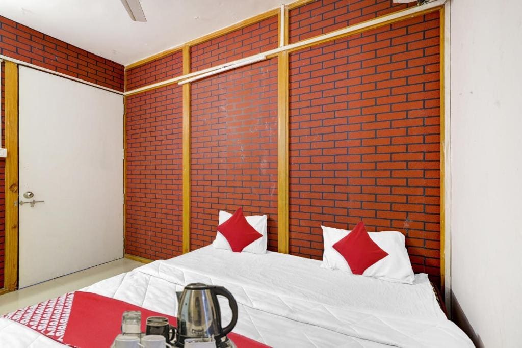 Standard Double Room room - Image 2