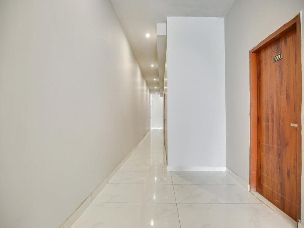 Classic Triple Room room - Image 2