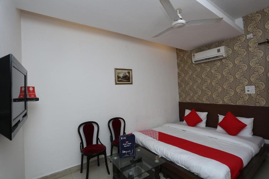 Classic Triple Room room - Image 3