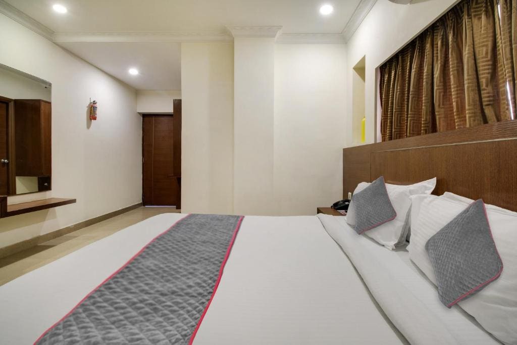 Standard Double Room room - Image 2
