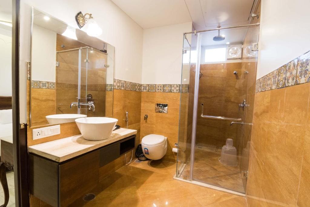 Deluxe Double Room room - Image 2