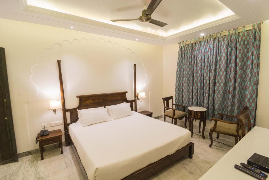 Deluxe Double Room room - Image 3