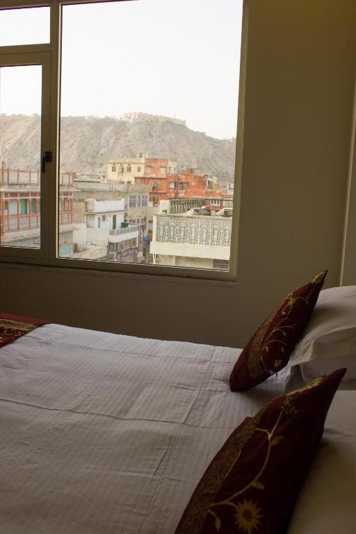 Standard Double Room room - Image 3