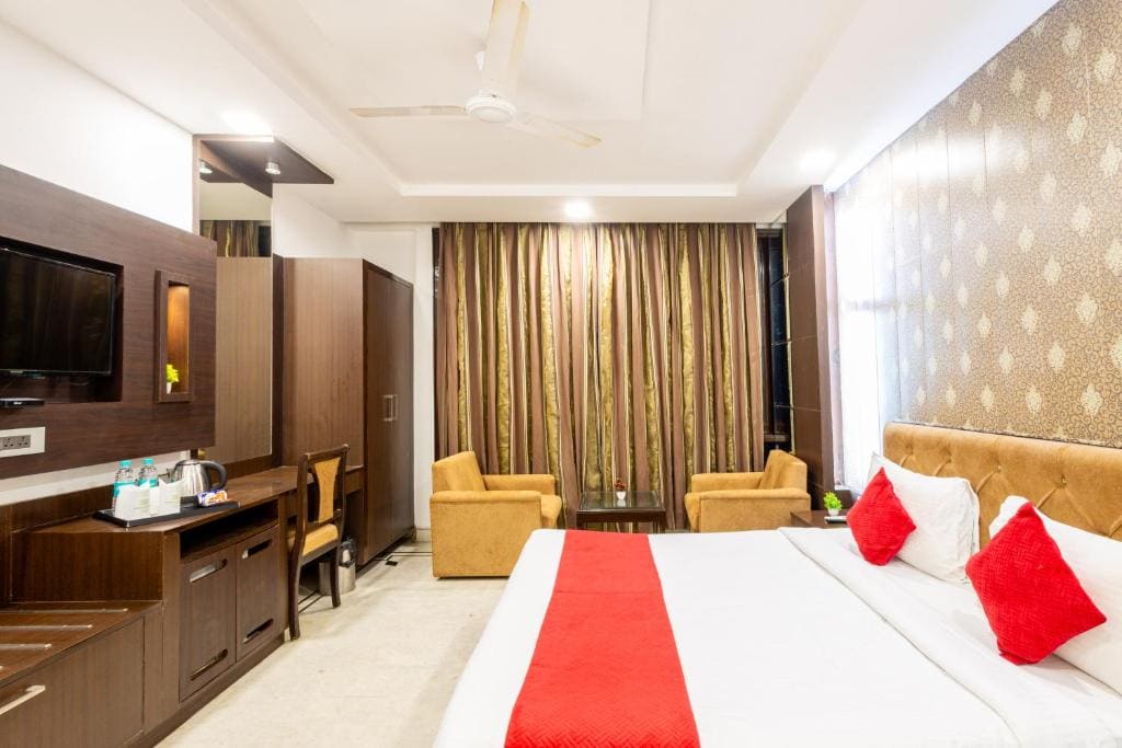 Deluxe Double Room room - Image 2
