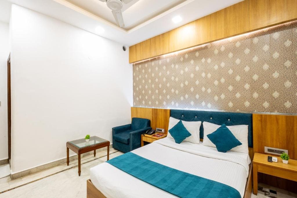 Deluxe Double Room room - Image 3