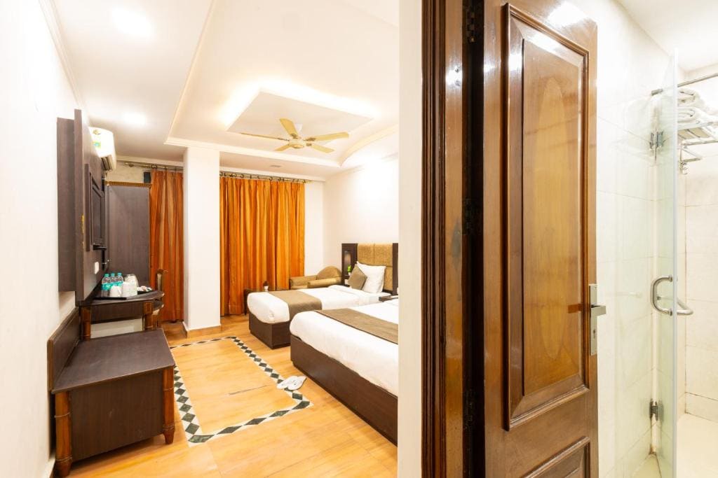 Executive Triple Room room - Image 3