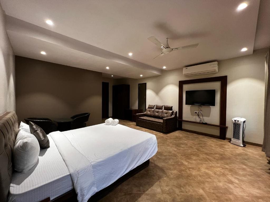 Superior Double Room room - Image 2