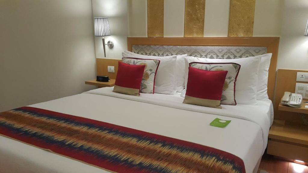 Premium Double or Twin Room with 15% discount on Food and Soft beverage room - Image 3