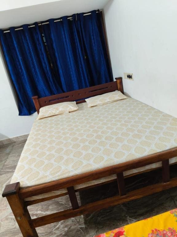 Family Room room - Image 2