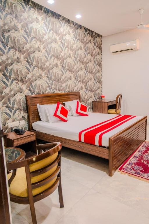 Standard King Room room - Image 3