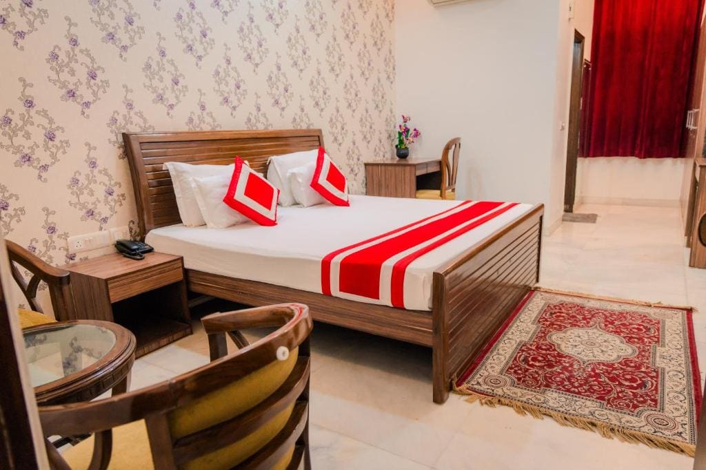 Standard King Room room - Image 1