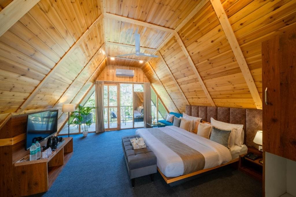 Junior Suite with Mountain View room - Image 1