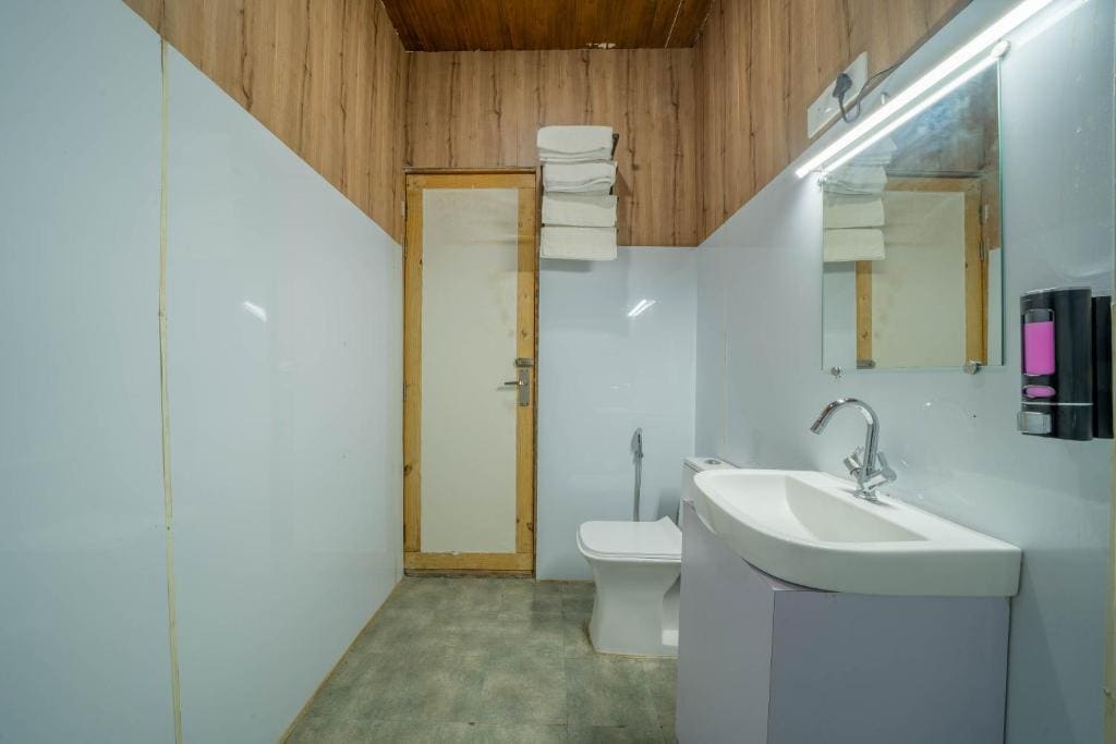 King Room with Mountain View room - Image 2