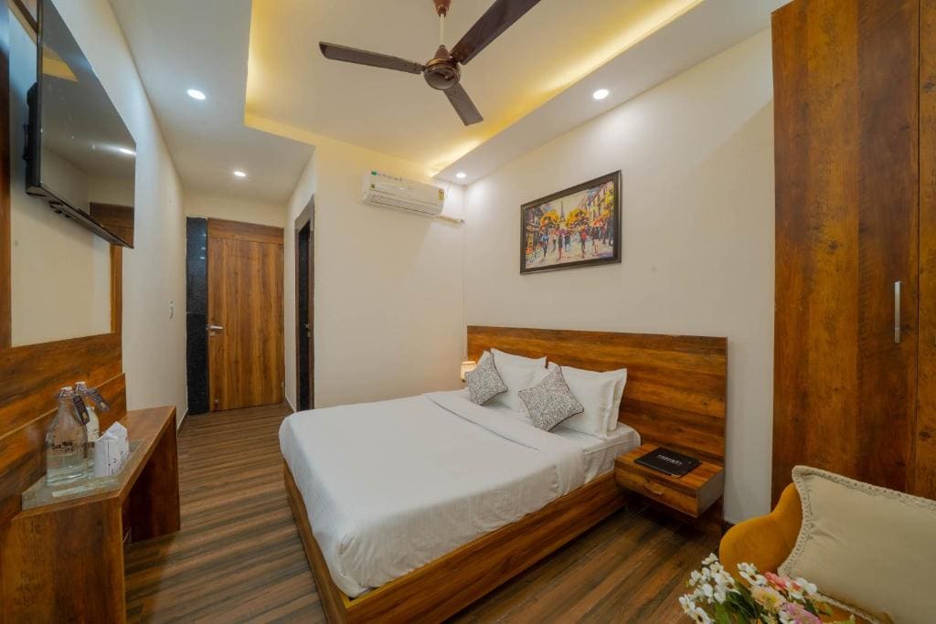 Standard Double Room room - Image 2