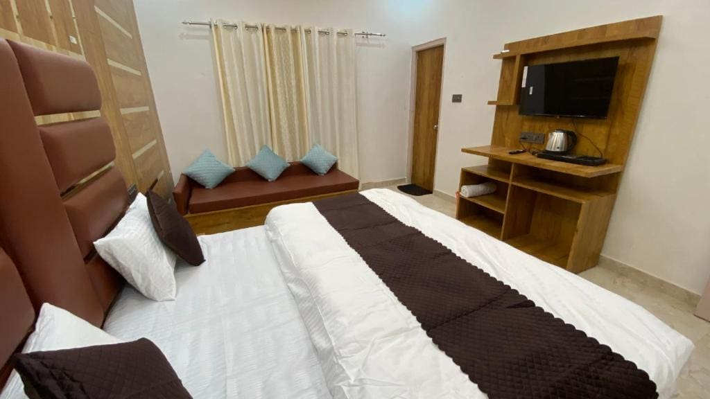 Triple Room with Mountain View room - Image 2