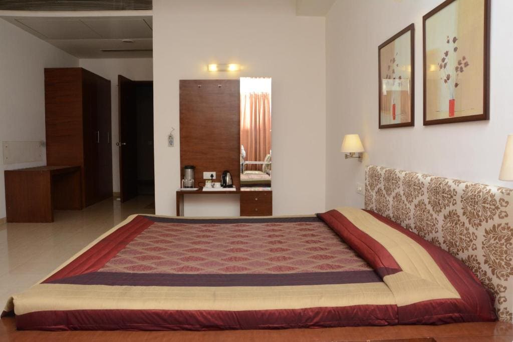 King Suite room - Image 1