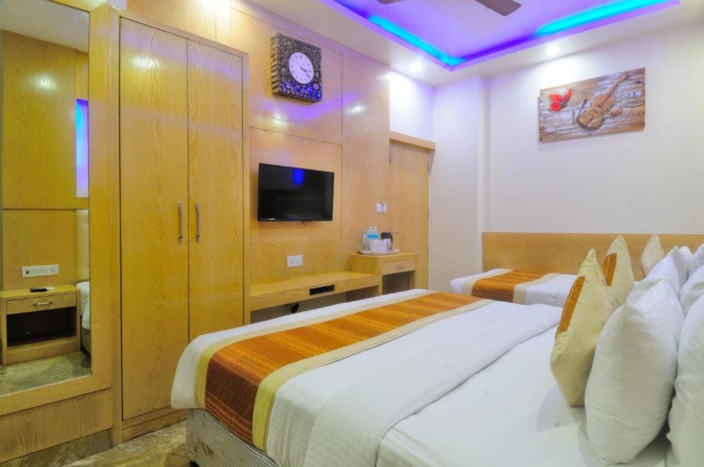 Deluxe Triple Room room - Image 2