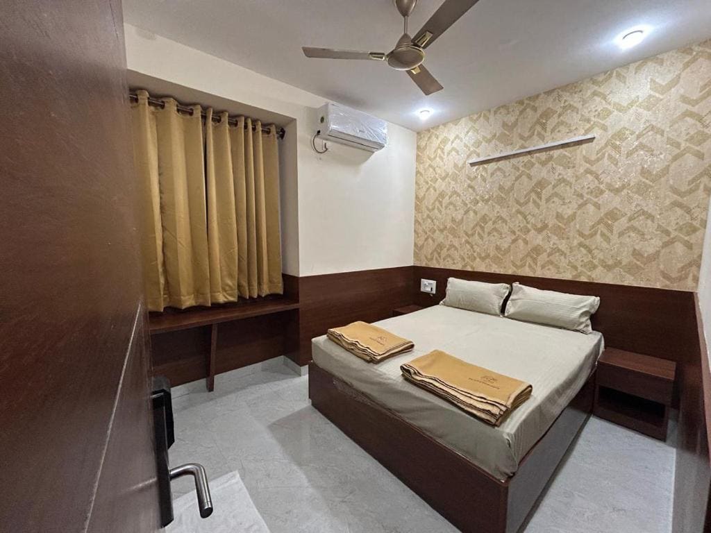 Deluxe Double Room room - Image 1