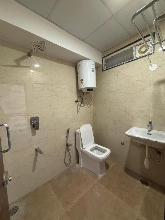 Standard Double Room room - Image 3