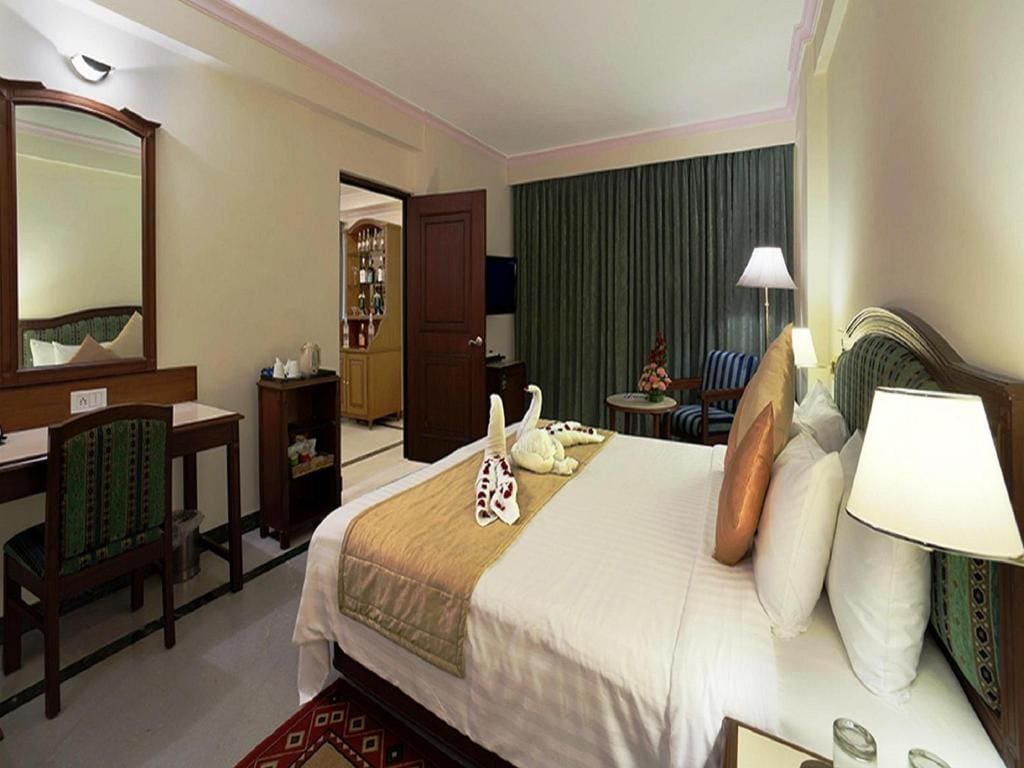 Executive Double or Twin Room room - Image 3
