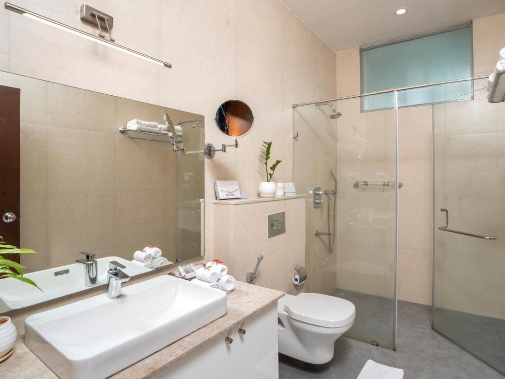 Ponmudi Suite room - Image 2