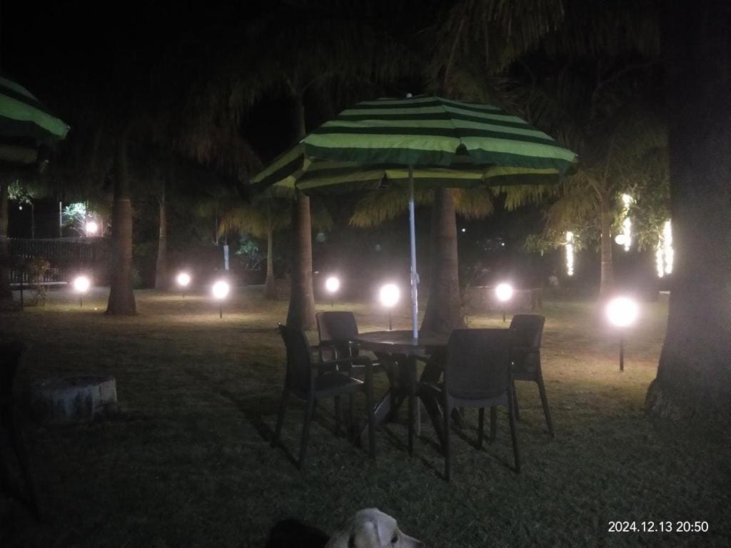 Tent room - Image 3