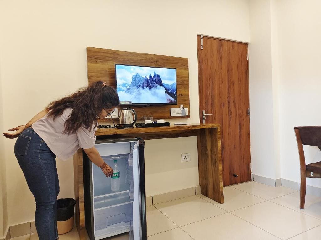 Double Room with Mountain View room - Image 2
