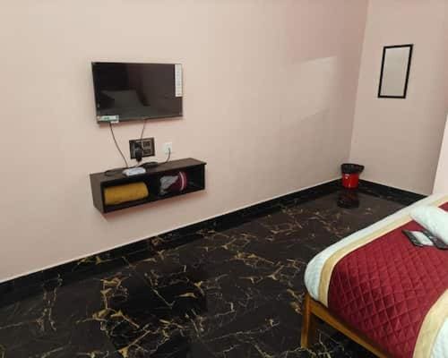 Deluxe Double or Twin Room room - Image 2