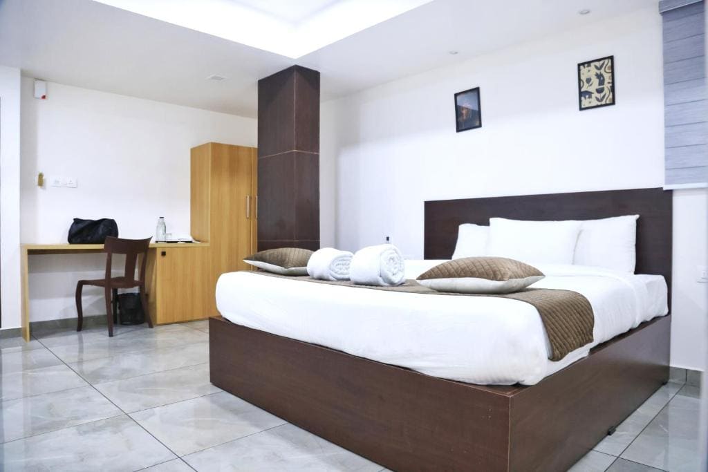 Deluxe Double Room room - Image 1