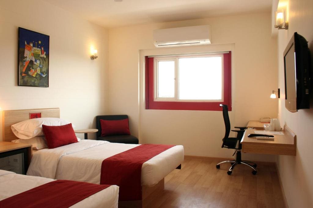Business Room room - Image 3