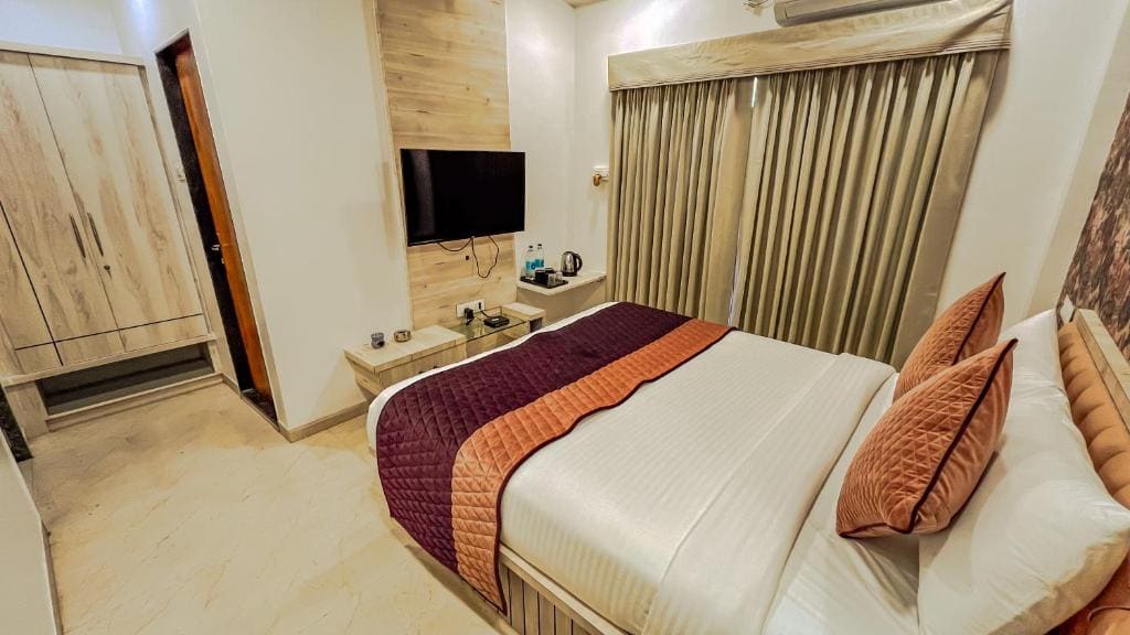 Deluxe Room room - Image 1