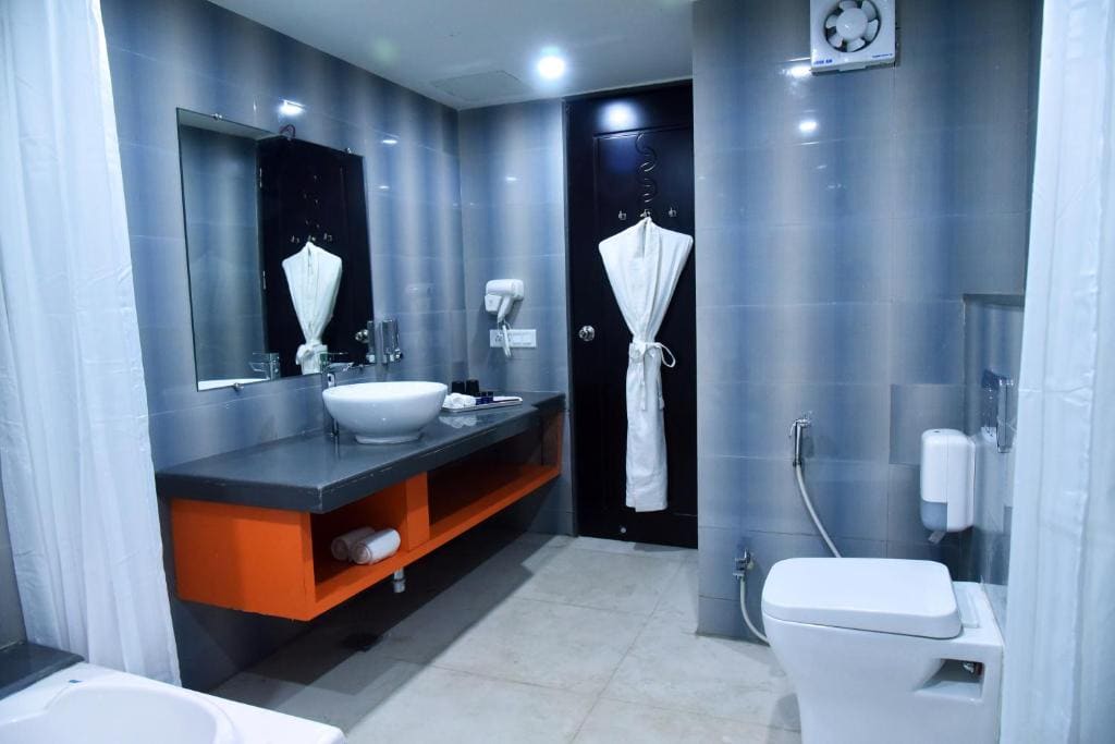 Suite room - Image 1