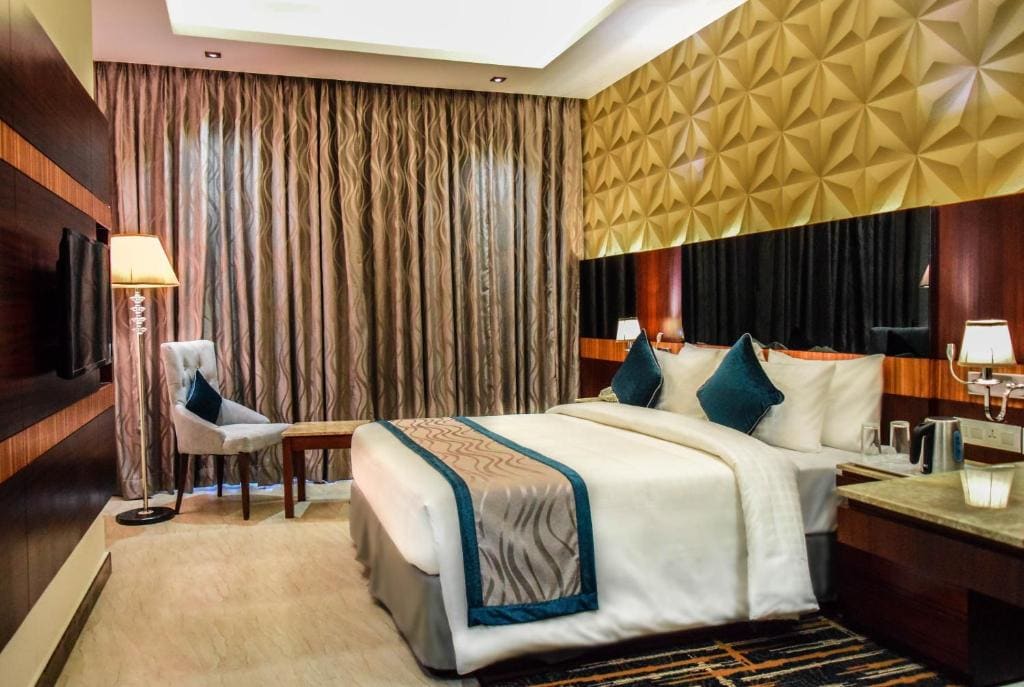 Deluxe Double or Twin Room room - Image 2