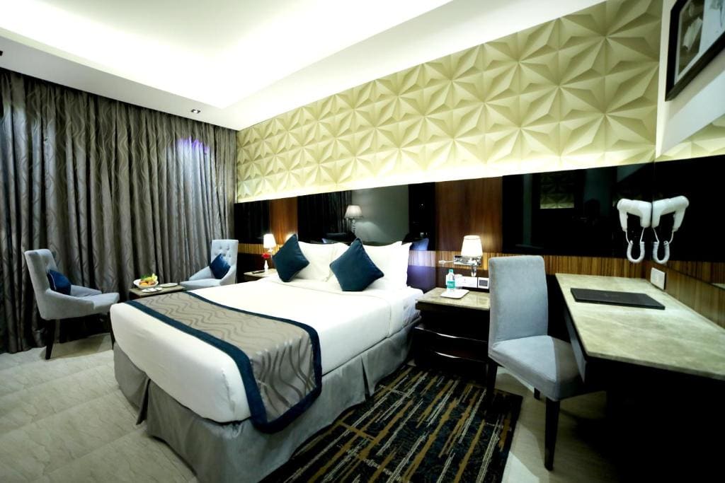 Standard Double or Twin Room room - Image 3