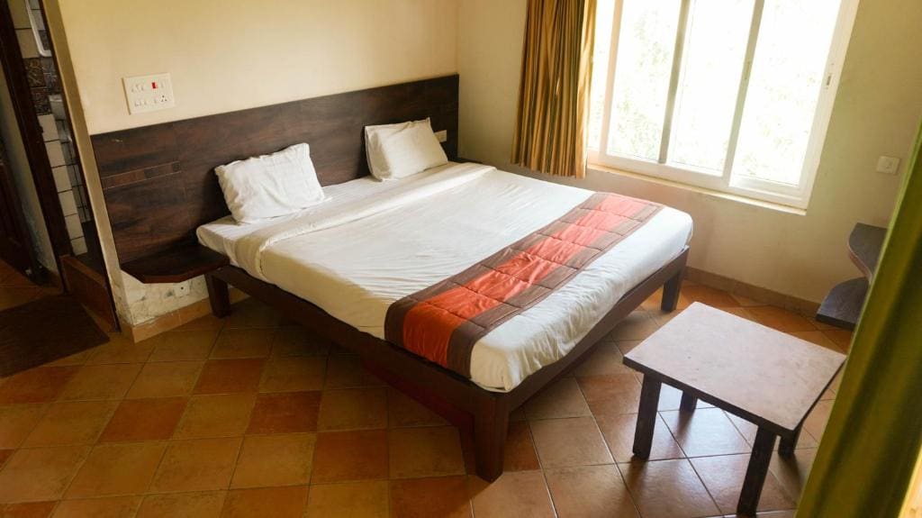 Double Room with Mountain View room - Image 2