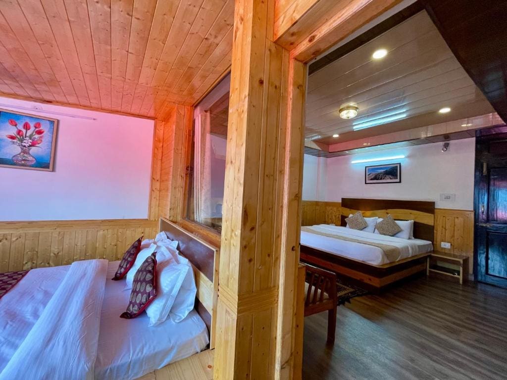 Family Room with Terrace room - Image 1