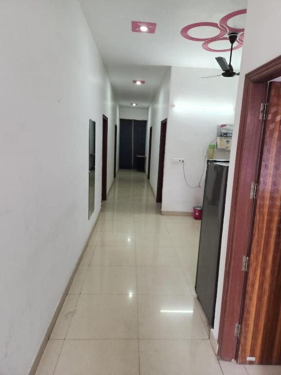 Deluxe Double Room with Extra Bed room - Image 3