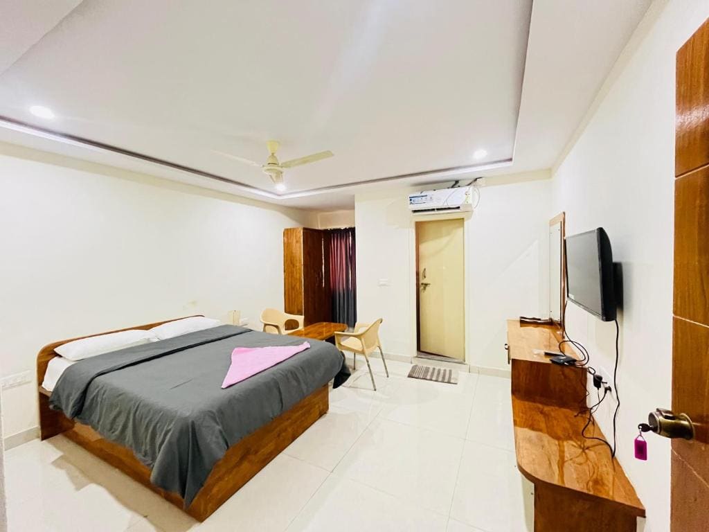 Standard Double Room room - Image 2