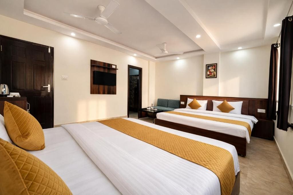 Family Room room - Image 1
